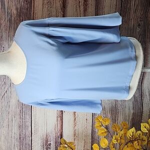 NEW ELIZABETH AND JAMES LIGHT BLUE PUFF SLEEVE PULLOVER BLOUSE